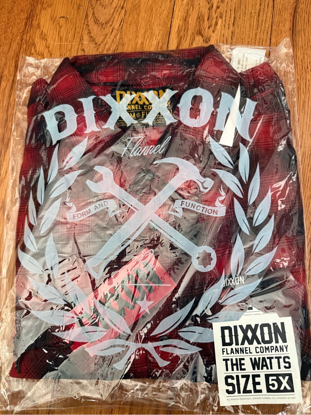 DIXXON Men's The Watts Yellow Tag